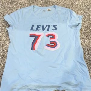 Levi’s tee shirt